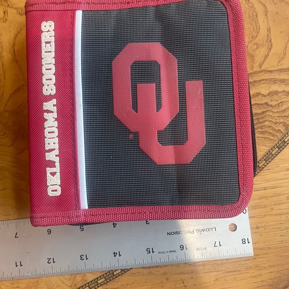 OU CD DVD 32 Disk Storage Case - Picture 8 of 14